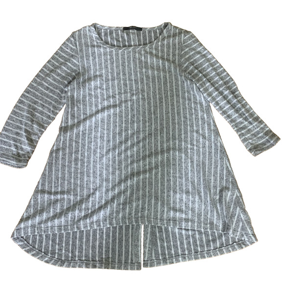 COIN 1804 Women's Gray/White Stripe Cozy 3/4 Sleeve Button Back Tunic Top XL-EUC - Picture 1 of 6